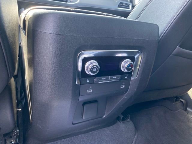 Certified 2023 GMC Yukon XL SLT w/ SLT Premium Package image 22