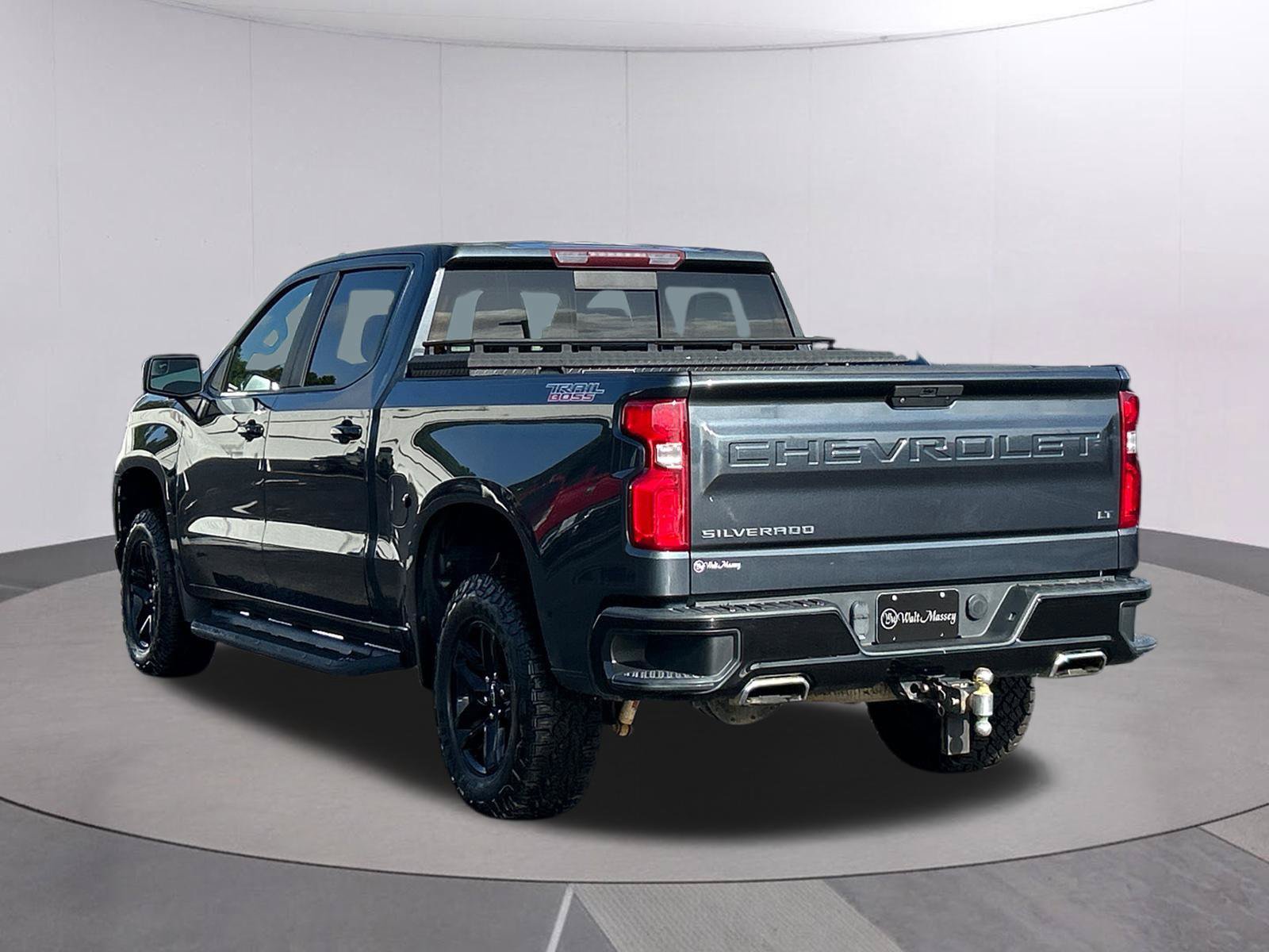 Used 2021 Chevrolet Silverado 1500 LT Trail Boss w/ Convenience Package II AWD/4WD image 3