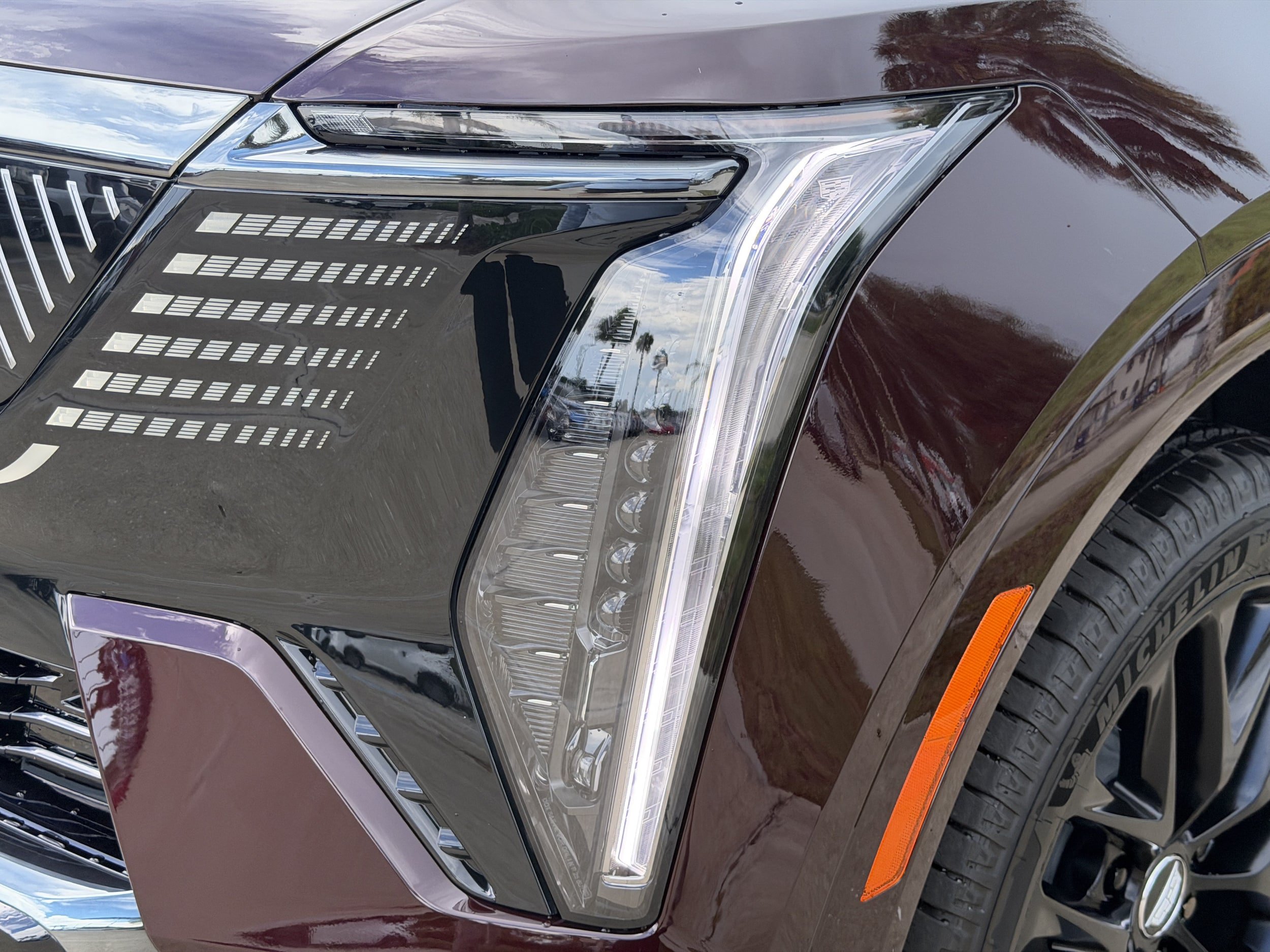 New 2026 Cadillac Escalade IQL Sport 2 w/ LPO, ONYX Package AWD/4WD image 7