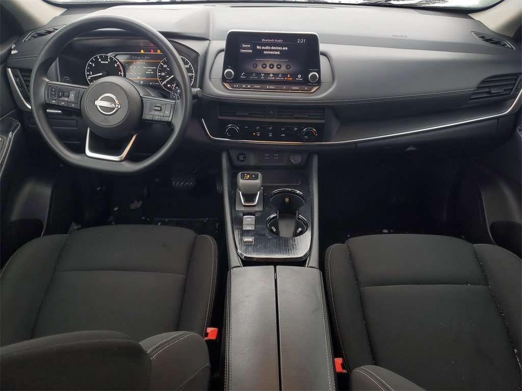 Used 2024 Nissan Rogue S image 12