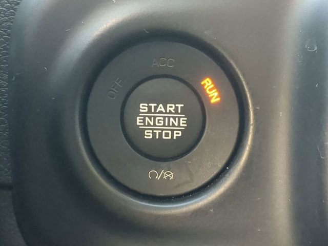 Used 2023 Jeep Wrangler Unlimited Sahara w/ Cold Weather Group image 34