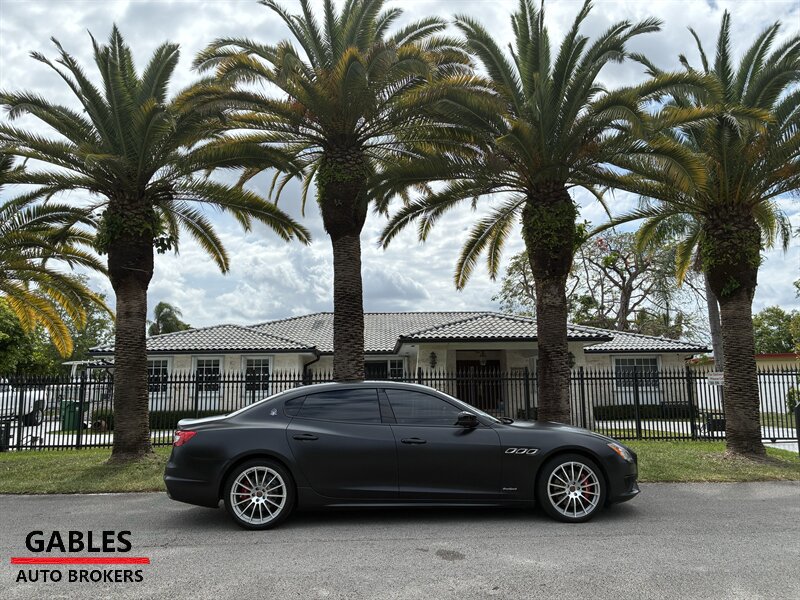 Used 2017 Maserati Quattroporte S GranSport Q4 AWD/4WD image 2