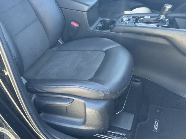 Used 2018 MAZDA CX-5 Touring w/ Preferred Equipment Package FWD image 16