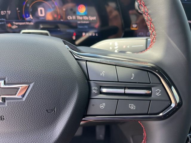 New 2026 Chevrolet Traverse RS w/ LPO, Floor Liner Package FWD image 23