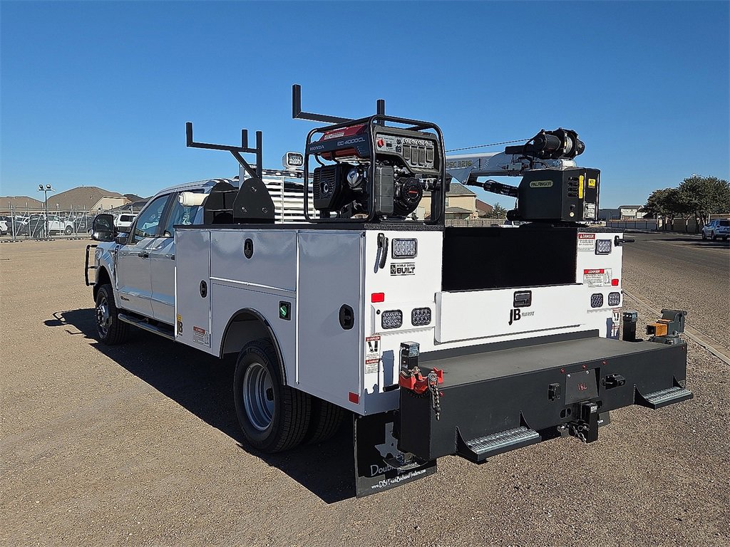 New 2025 Ford F350 XL image 3