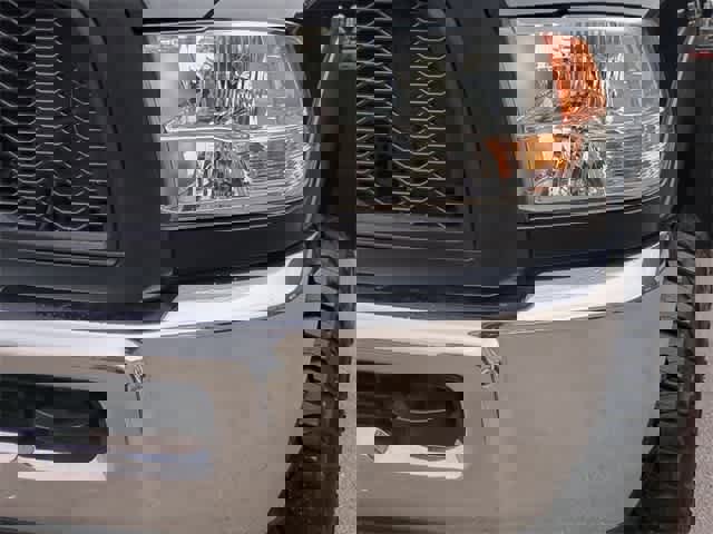 Used 2018 RAM 2500 Tradesman w/ Chrome Appearance Group image 11