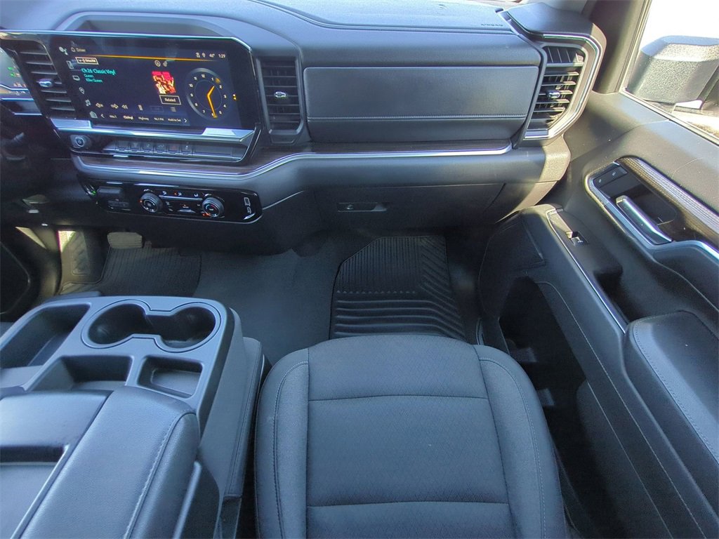 Used 2024 Chevrolet Silverado 2500 LT image 17