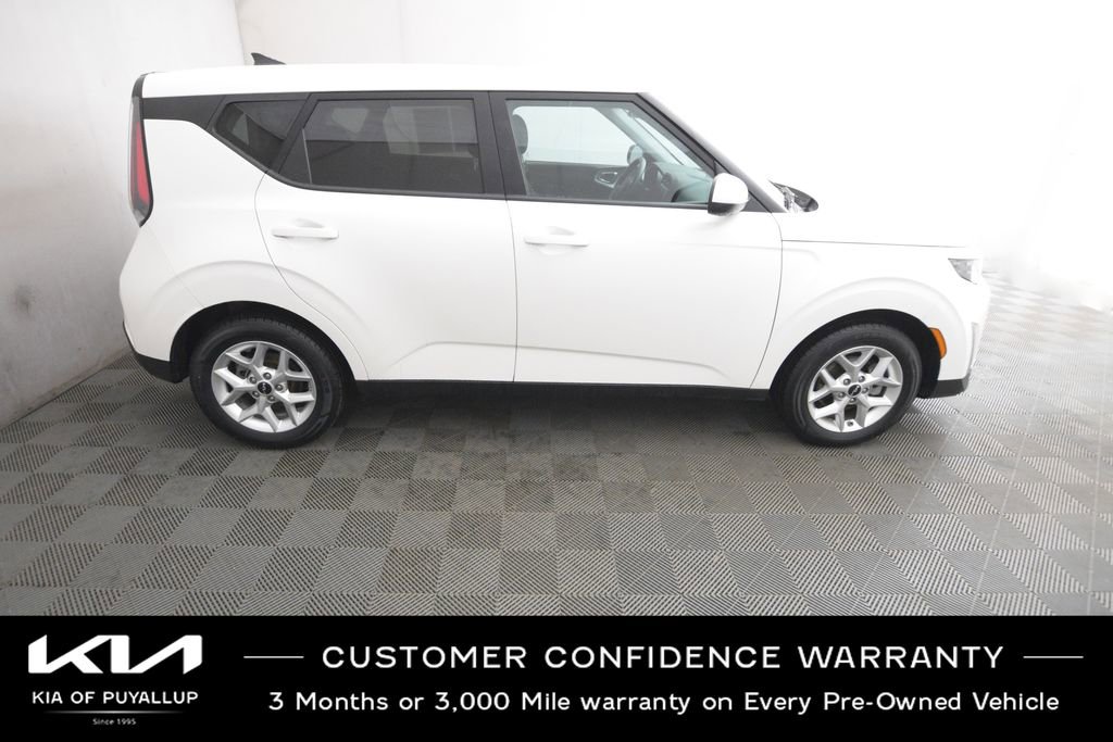 Certified 2024 Kia Soul LX w/ Option Group 015 image 4