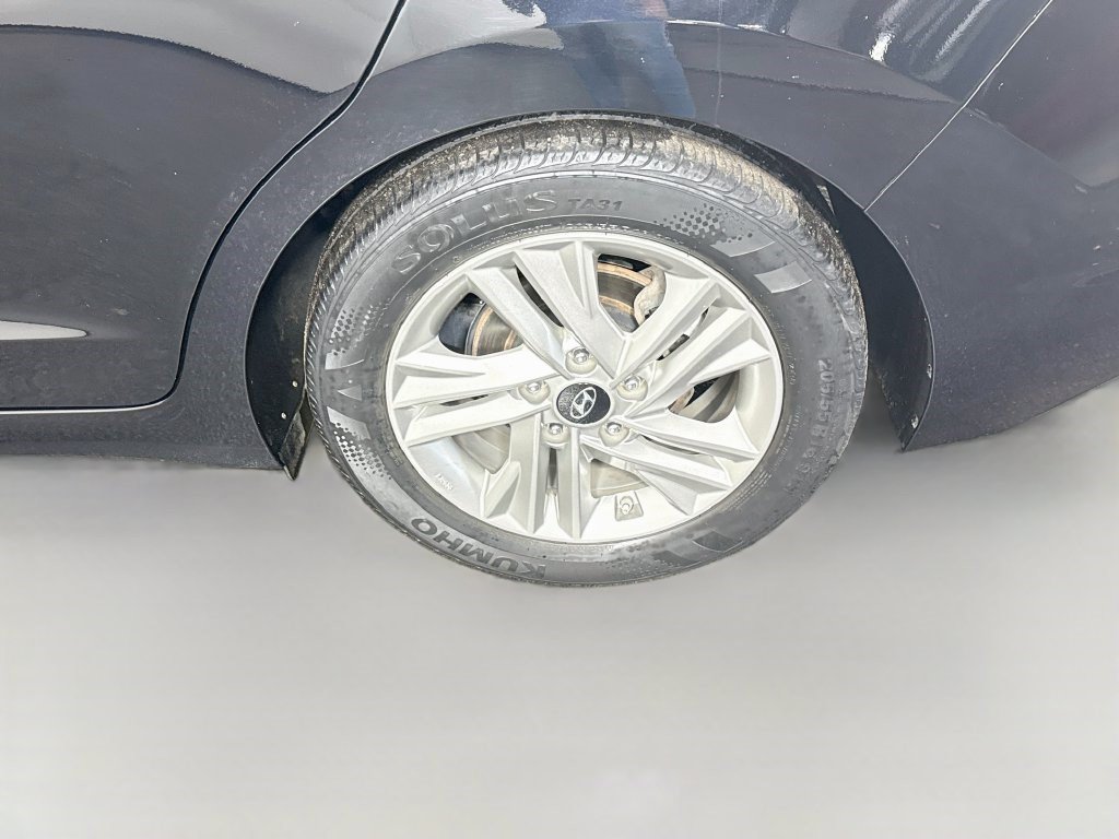 Used 2019 Hyundai Elantra Value Edition FWD image 36