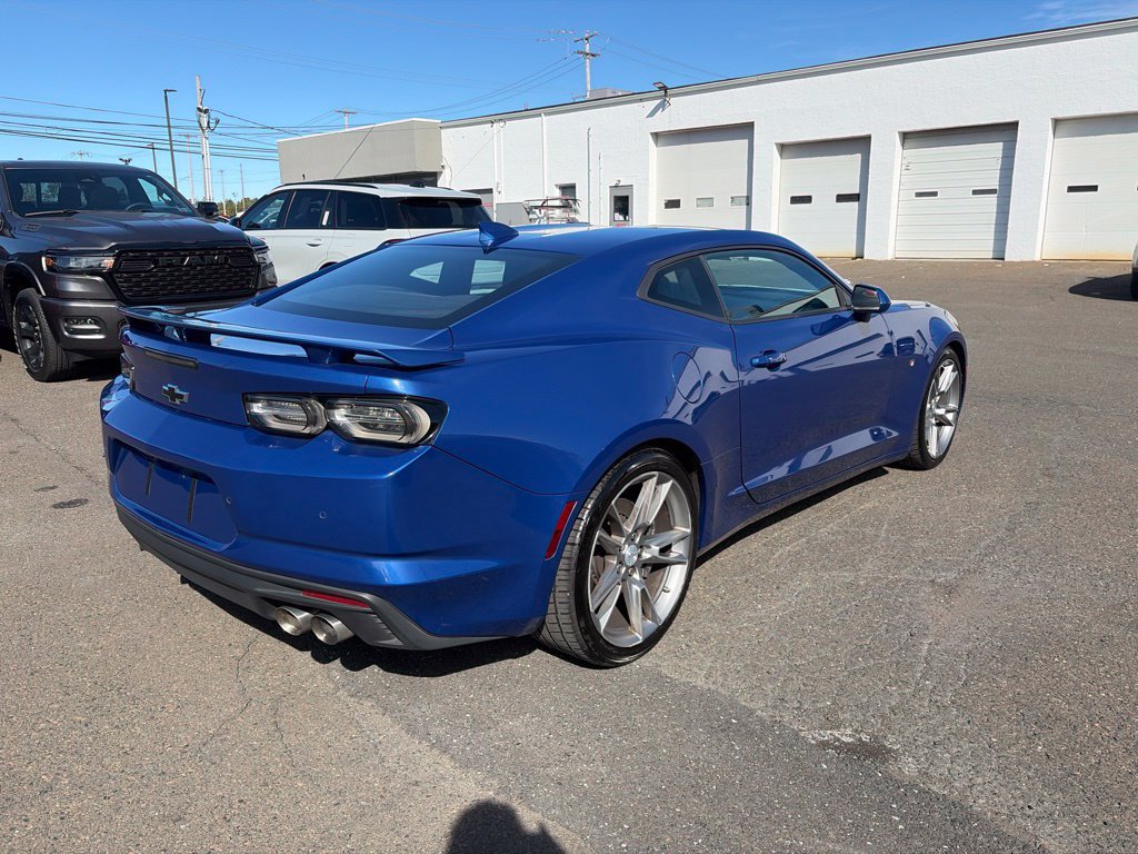 Used 2019 Chevrolet Camaro SS RWD image 6
