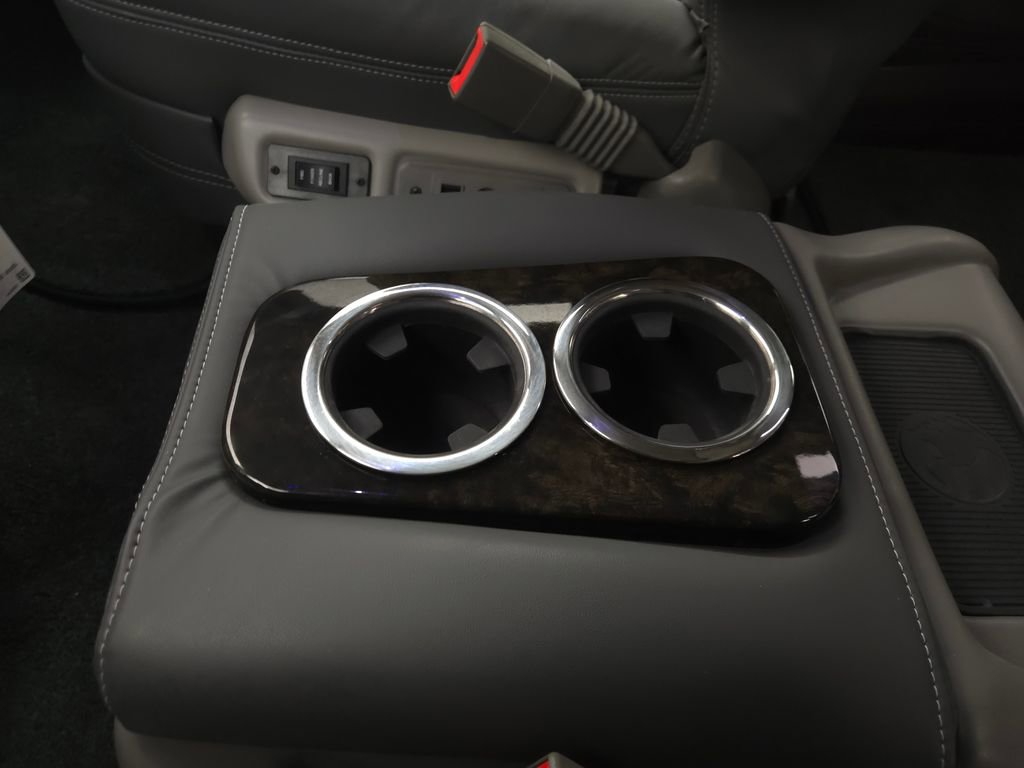 New 2025 GMC Savana 2500 Extended w/ Driver Convenience Package image 23