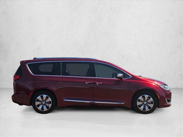 Used 2018 Chrysler Pacifica Limited w/ Advanced Safetytec Group FWD video 4
