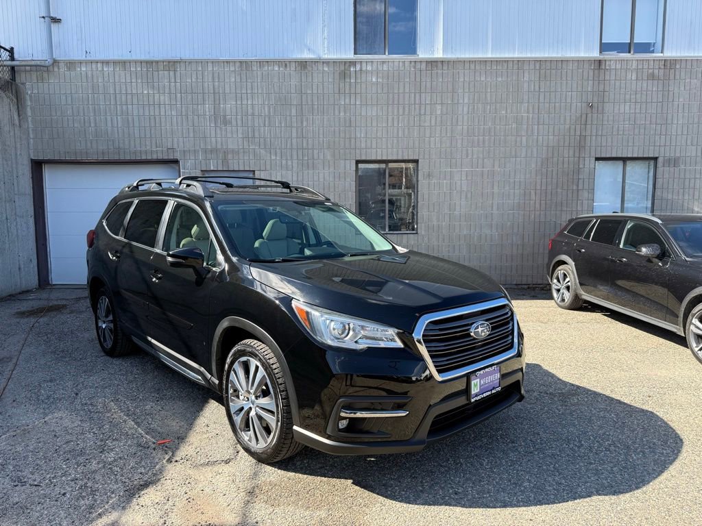 Used 2022 Subaru Ascent Limited w/ Technology Package image 8