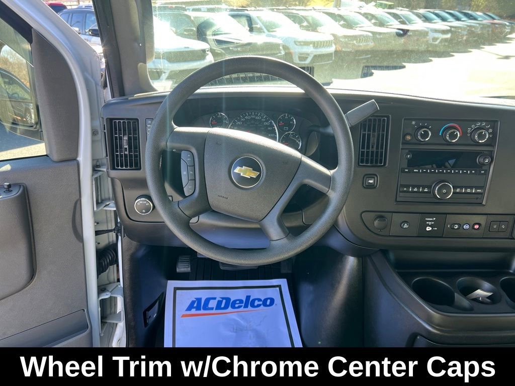 Used 2020 Chevrolet Express 3500 LT w/ LT Preferred Equipment Group image 17
