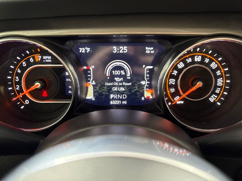 Used 2019 Jeep Wrangler Unlimited Sahara image 16