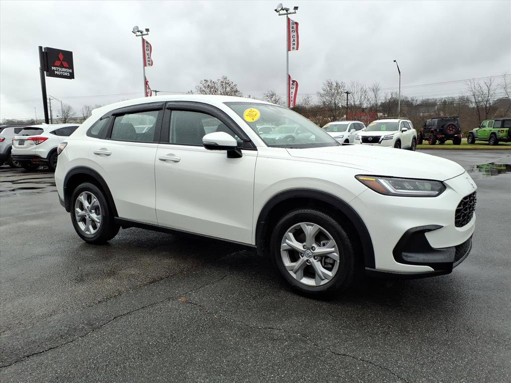 Used 2025 Honda HR-V LX image 13