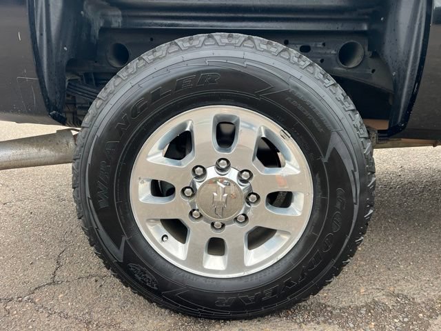 Used 2012 Chevrolet Silverado 2500 LTZ w/ LTZ Plus Package AWD/4WD image 15