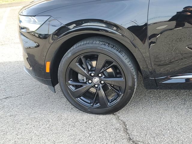 Used 2022 Buick Envision Essence w/ Sport Touring Package image 8