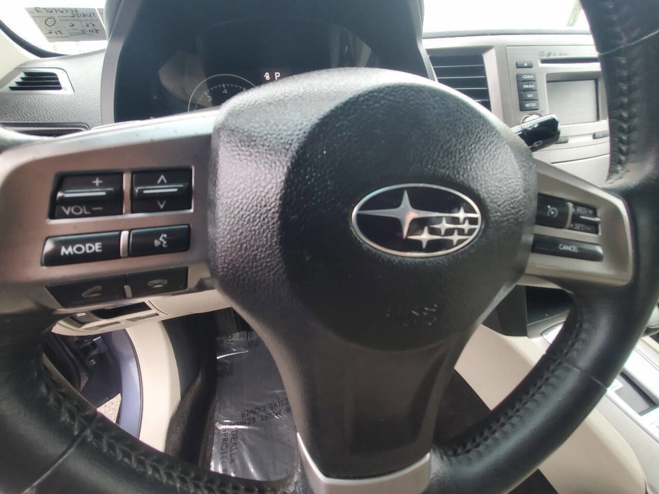 Used 2014 Subaru Outback 2.5i Premium AWD/4WD image 16