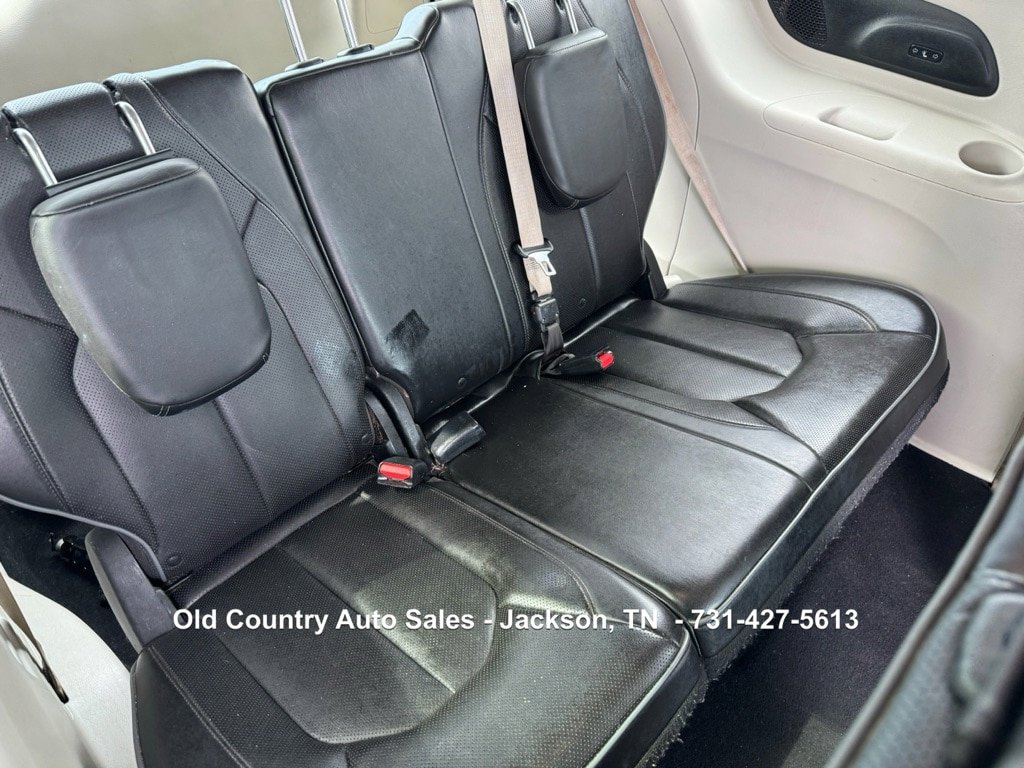 Used 2020 Chrysler Pacifica Limited FWD image 9