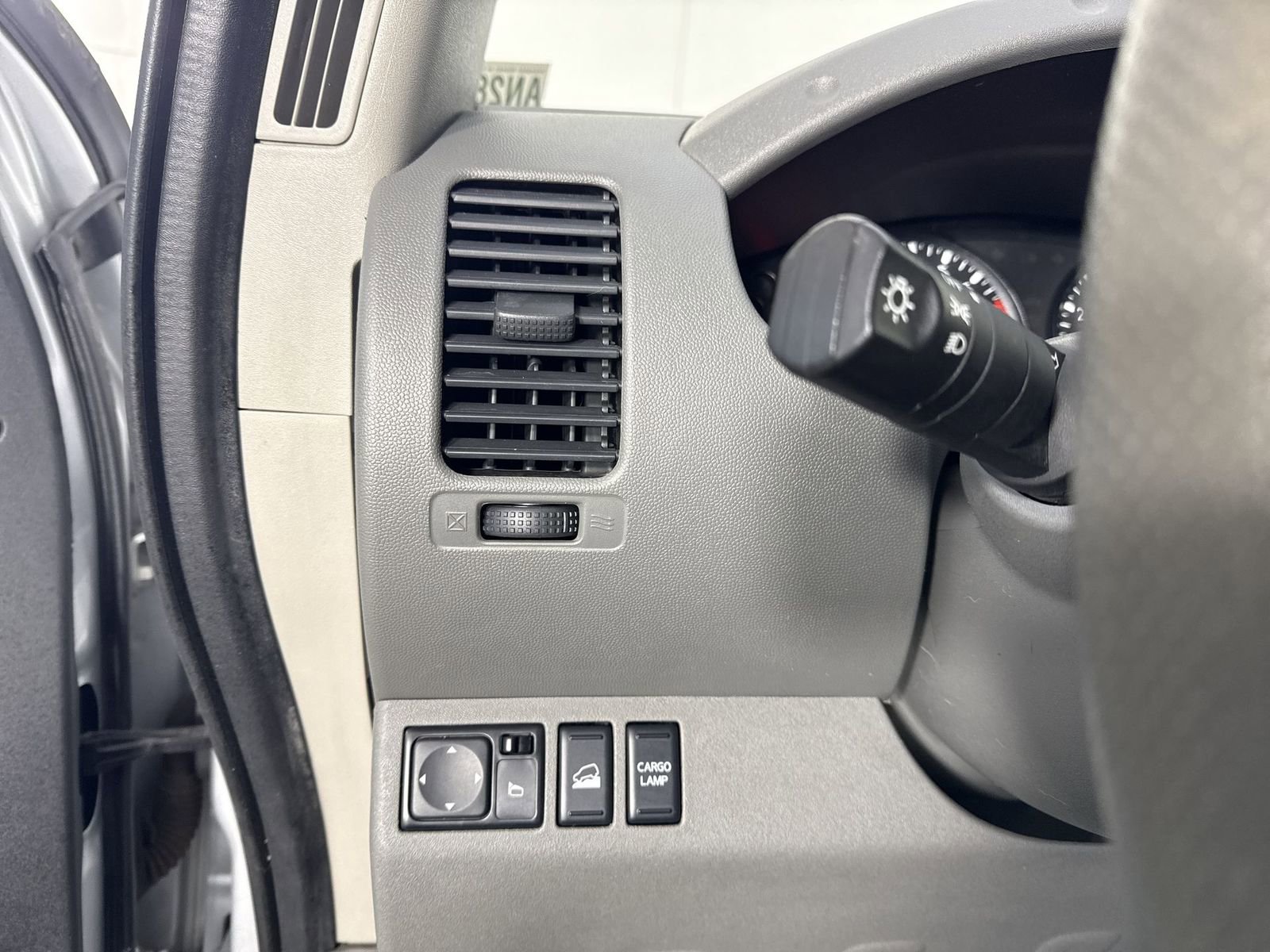 Used 2021 Nissan Frontier SV w/ SV Utility Package image 13