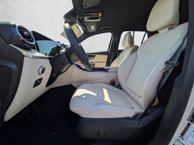 Certified 2026 Mercedes-Benz GLC 300 image 4