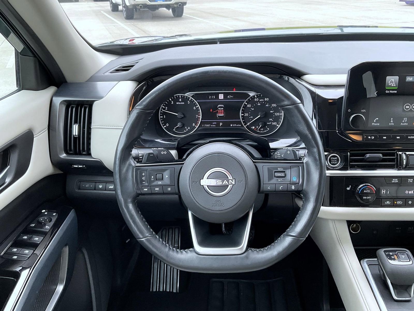 Used 2024 Nissan Pathfinder SL AWD/4WD image 11