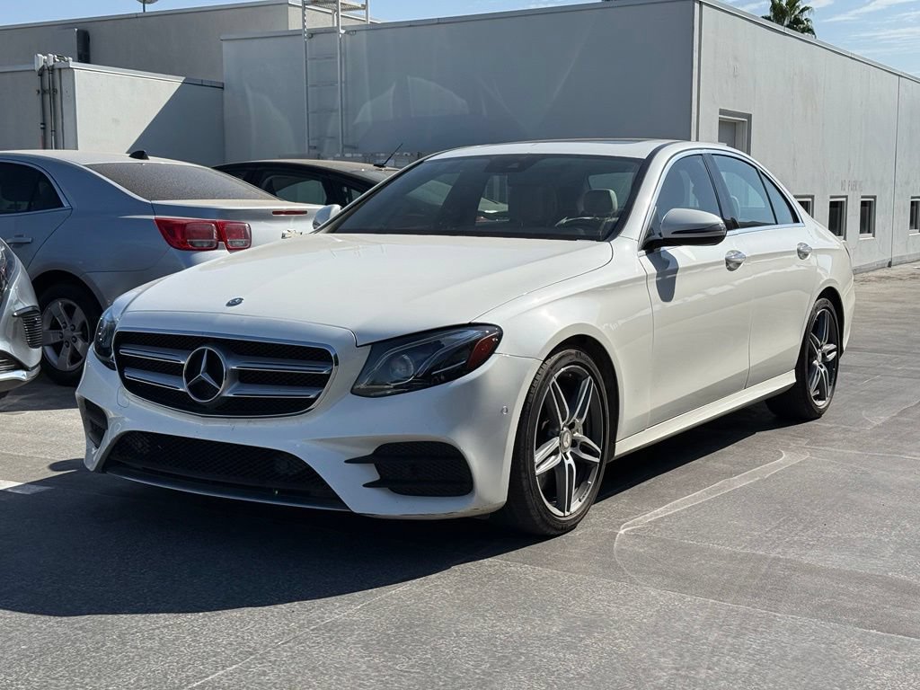Used 2017 Mercedes-Benz E 300 video 1