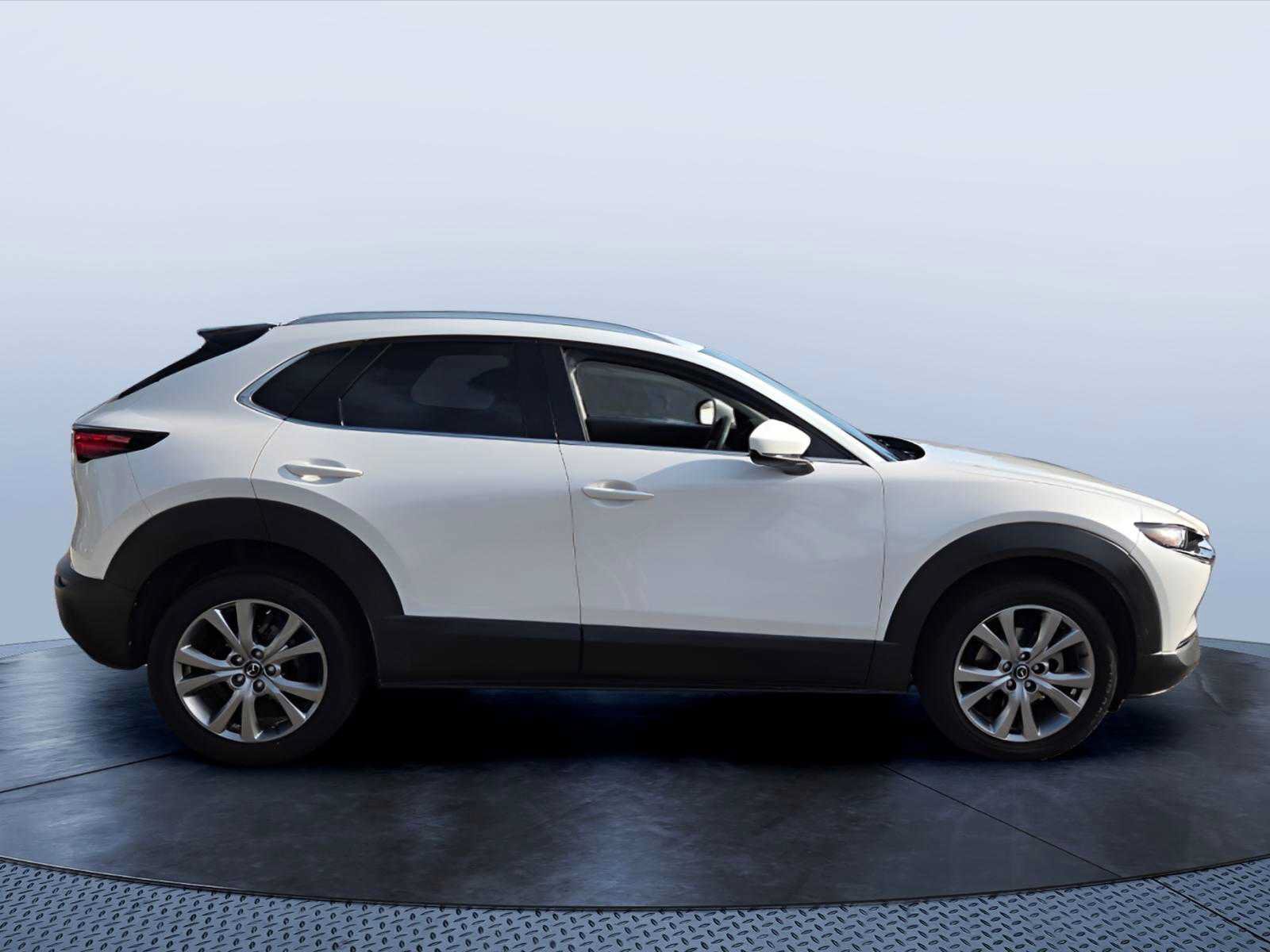 Used 2020 MAZDA CX-30 FWD w/ Premium Package image 2