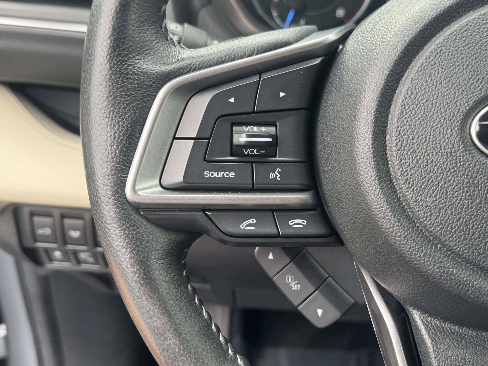 Used 2020 Subaru Ascent Limited w/ Technology Package AWD/4WD image 25