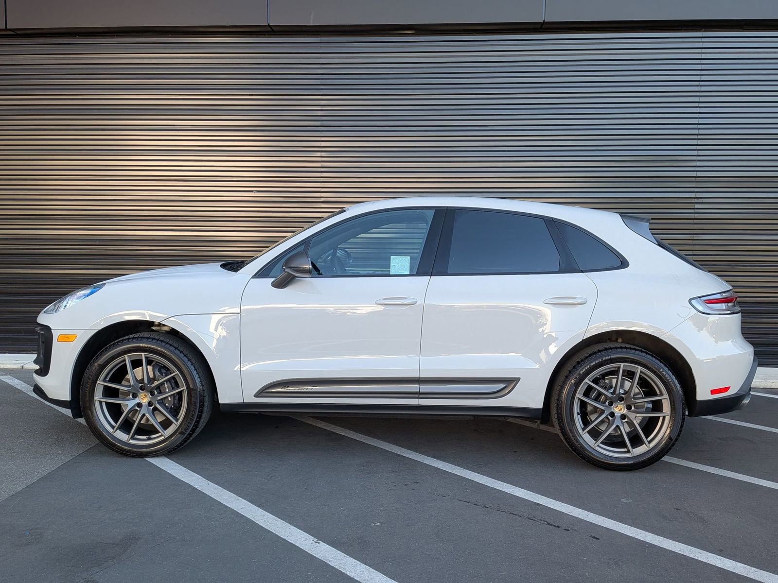 Certified 2026 Porsche Macan Turbo AWD/4WD image 2