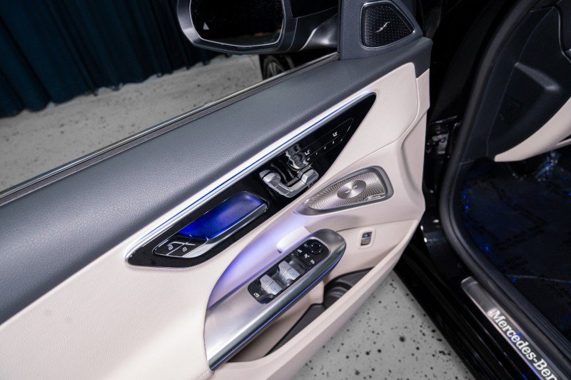 New 2026 Mercedes-Benz C 300 Sedan image 11