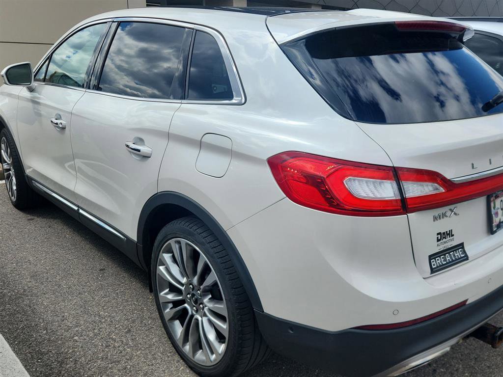 Used 2016 Lincoln MKX Reserve w/ Luxury Package AWD/4WD image 5