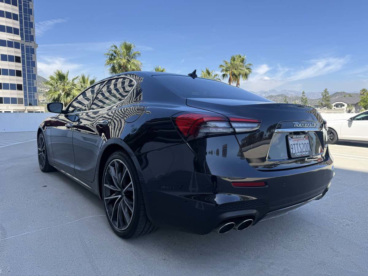 Used 2022 Maserati Ghibli Modena image 5