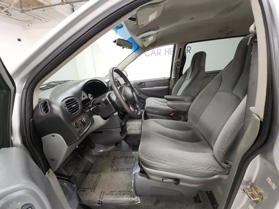 Used 2005 Dodge Grand Caravan SE w/ Popular Equipment Group I image 6