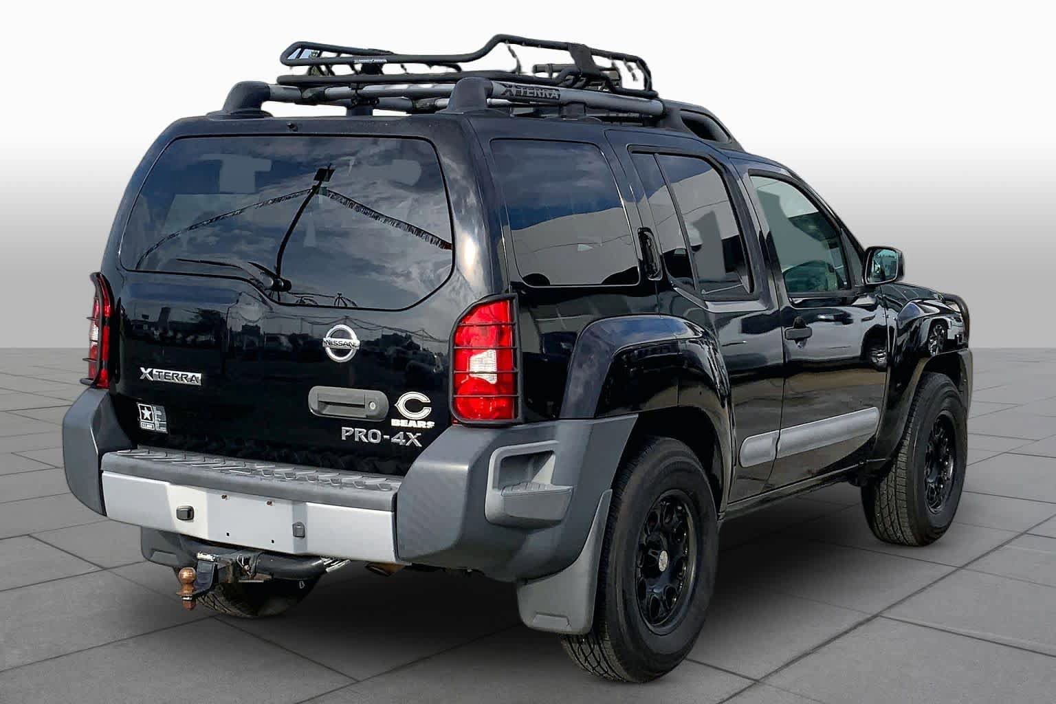 Used 2011 Nissan Xterra PRO-4X w/ Pro-4x Leather Pkg AWD/4WD image 12