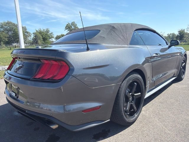 Used 2018 Ford Mustang Premium RWD image 9