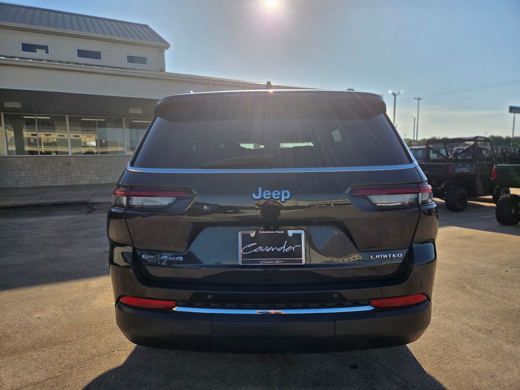 Used 2022 Jeep Grand Cherokee L Limited AWD/4WD image 6