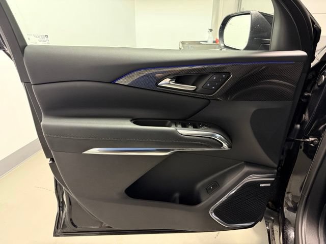 Used 2026 Chevrolet Traverse High Country w/ LPO, Floor Liner Package AWD/4WD image 12