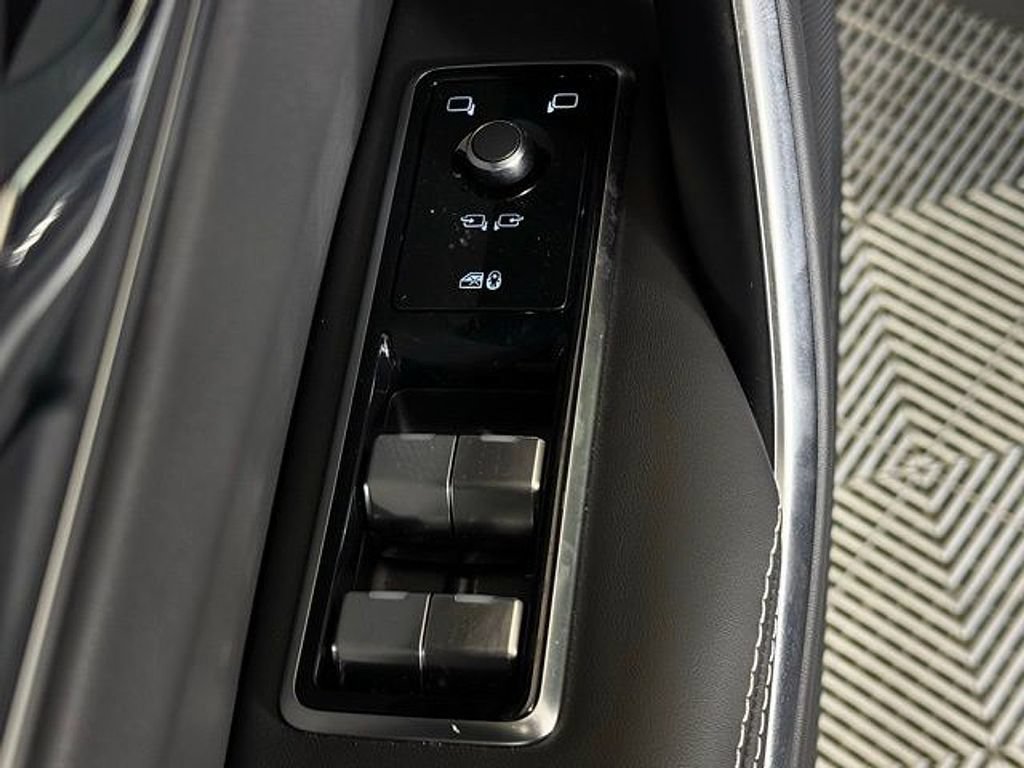 New 2026 Jaguar F-PACE R-Dynamic S AWD/4WD image 26