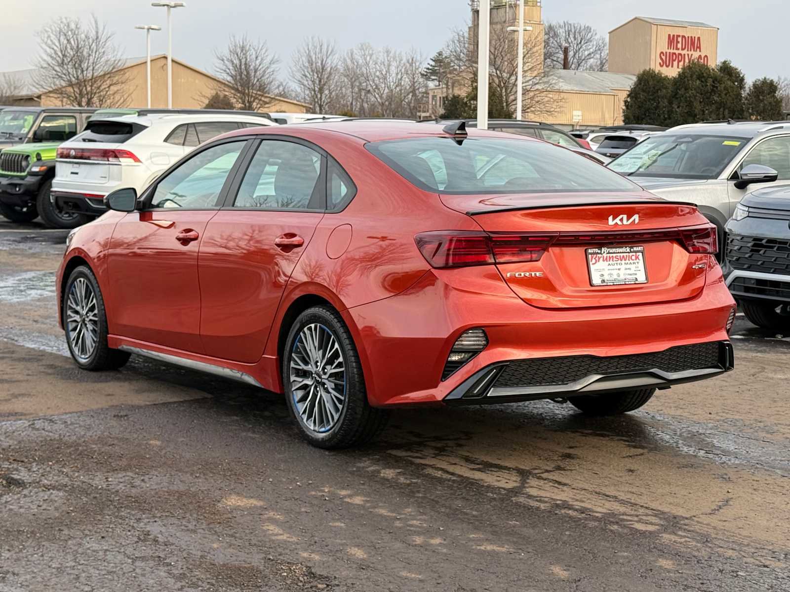 Used 2023 Kia Forte GT-Line w/ GT-Line Premium Package image 6