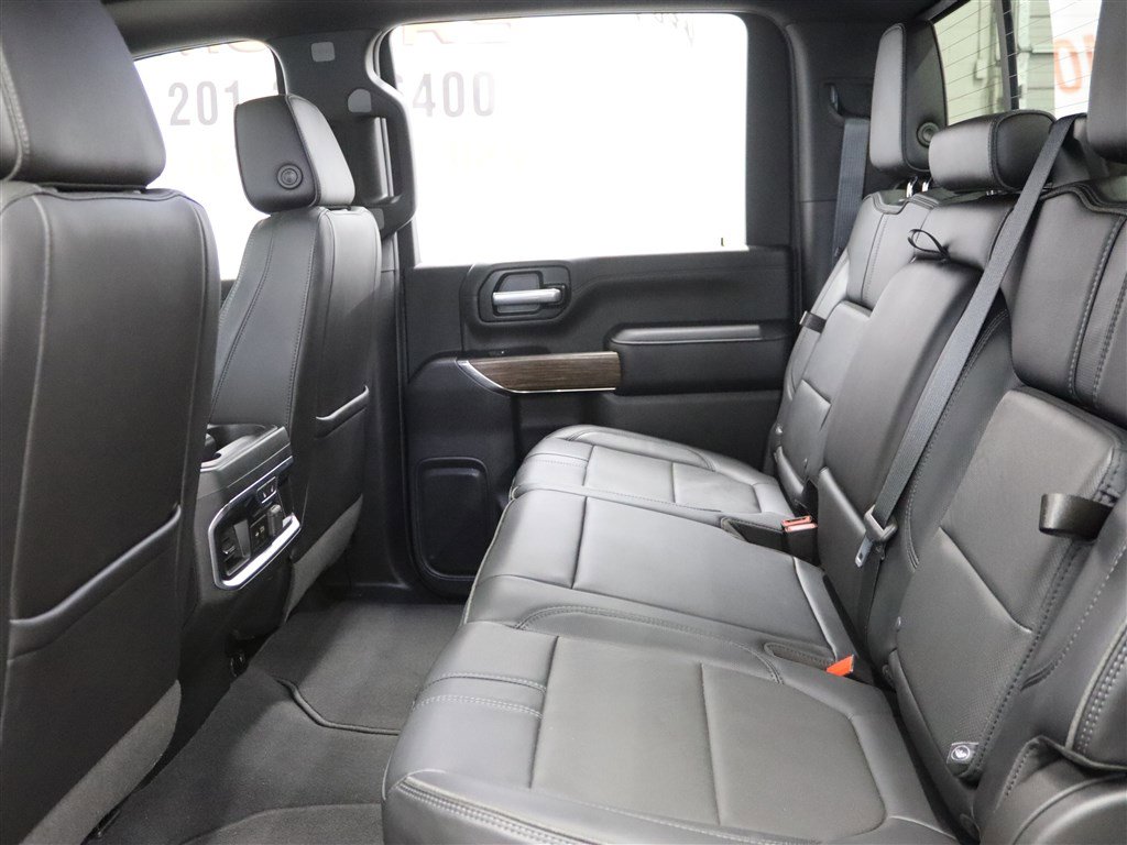 Used 2020 Chevrolet Silverado 3500 High Country w/ Z71 Off-Road Package image 15