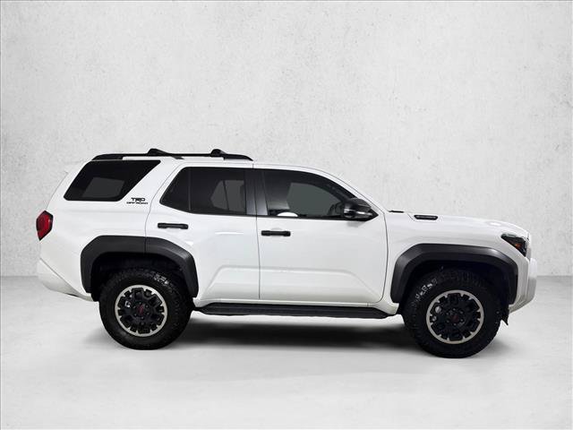 Used 2025 Toyota 4Runner TRD Off-Road Premium AWD/4WD image 2