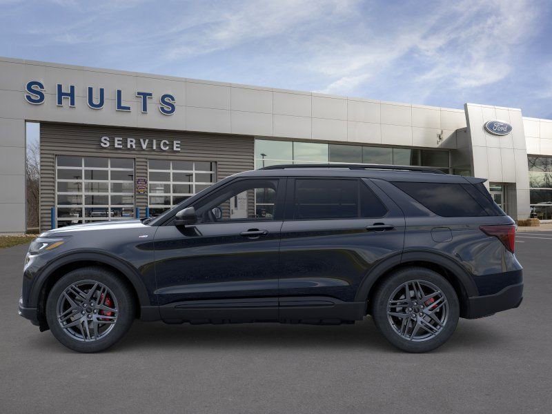 New 2026 Ford Explorer ST-Line w/ ST-Line Street Pack AWD/4WD image 3