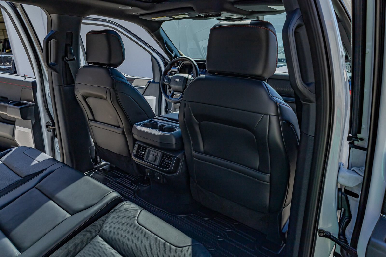 Used 2025 Ford F150 Raptor AWD/4WD image 31