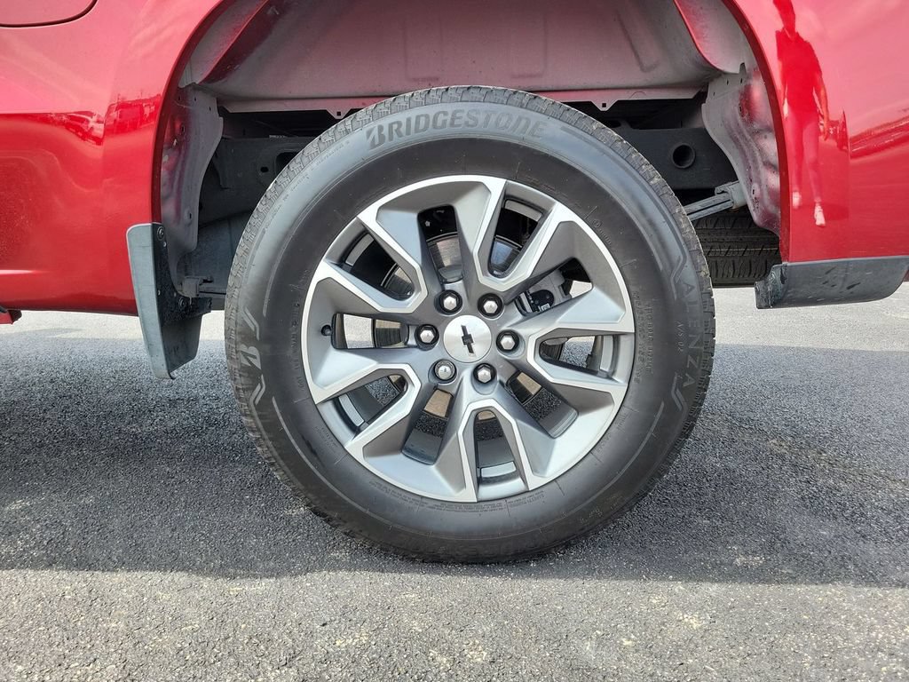 Certified 2025 Chevrolet Silverado 1500 RST RWD image 33