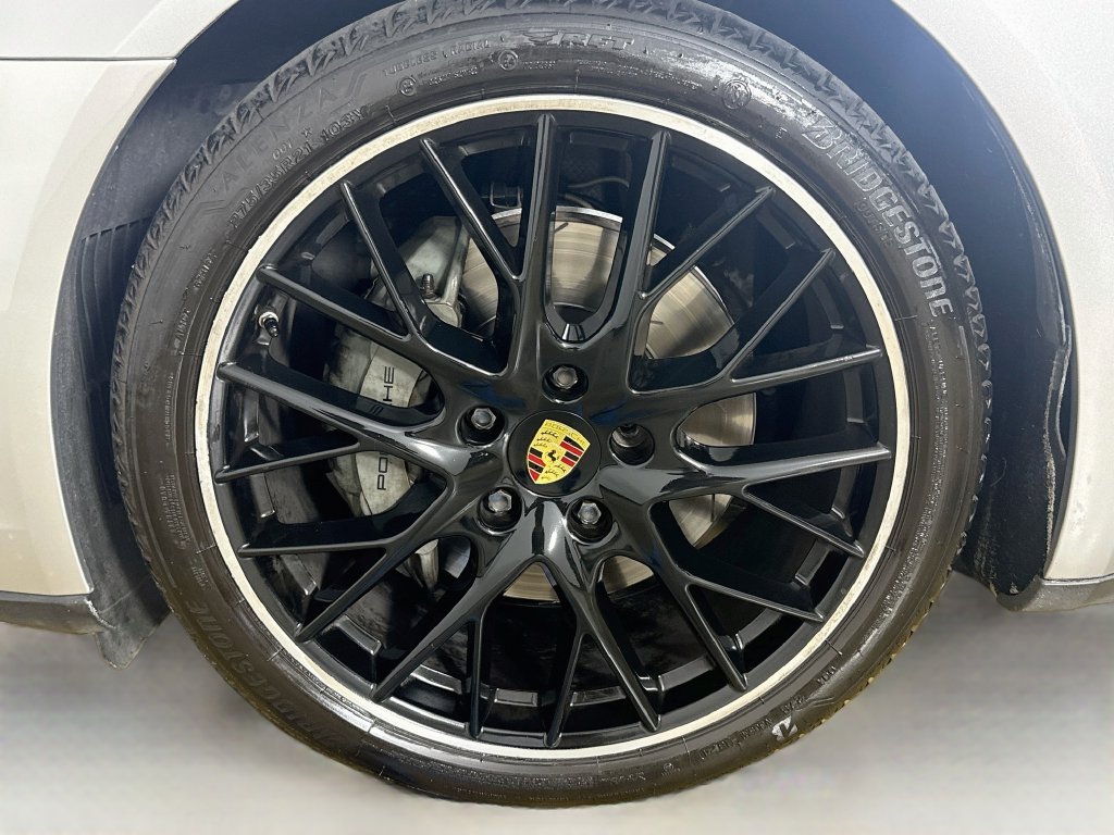 Used 2018 Porsche Panamera 4S w/ Premium Package Plus AWD/4WD image 33