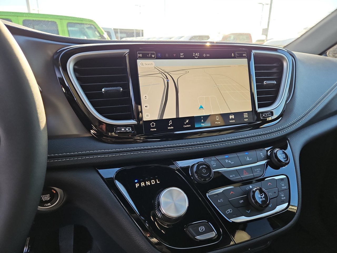 New 2026 Chrysler Pacifica Select AWD/4WD image 28