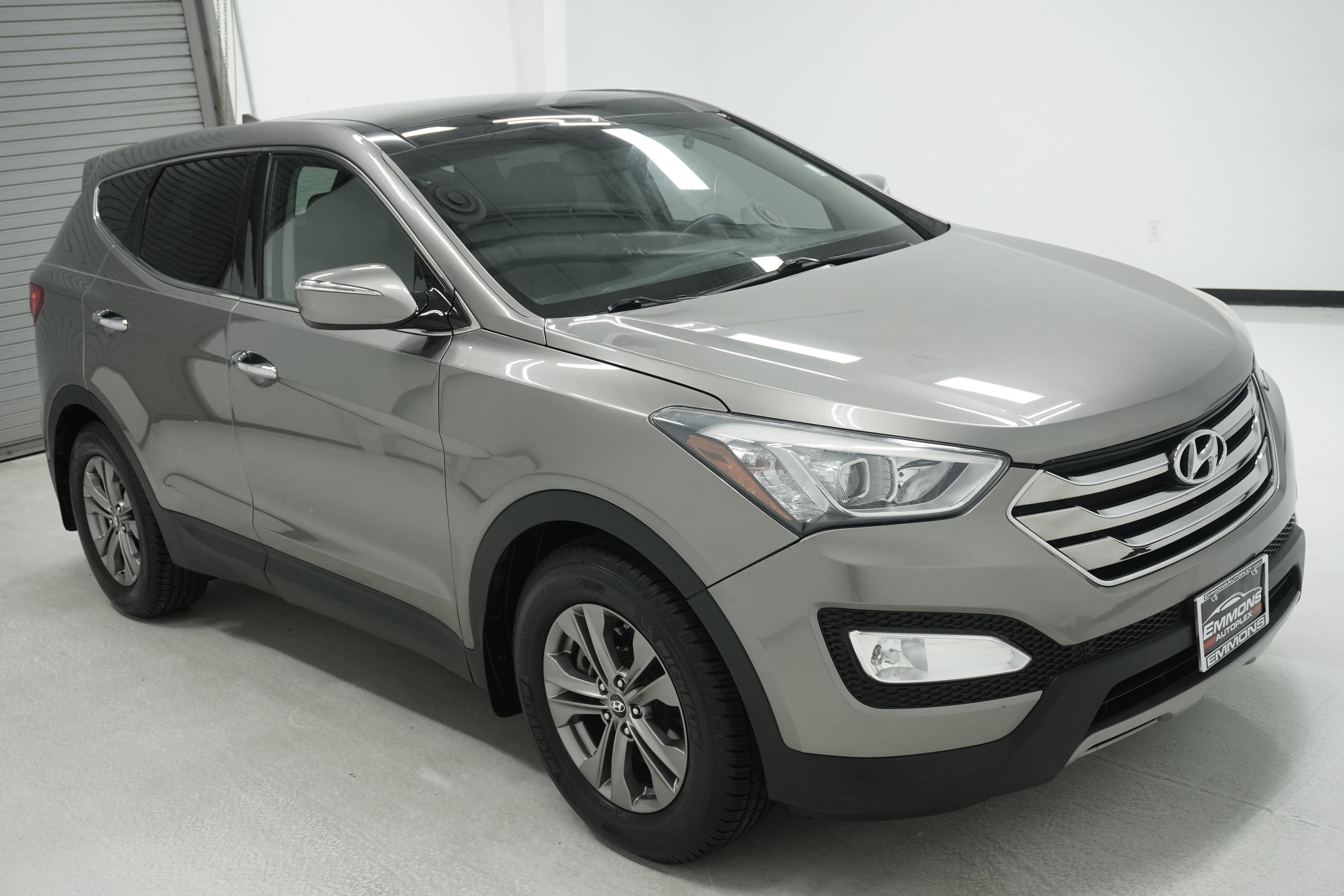 Used 2013 Hyundai Santa Fe Sport w/ Technology Pkg FWD image 3