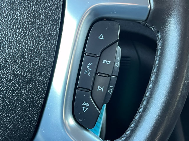 Used 2017 Chevrolet Traverse LT w/ Style and Technology Package FWD image 20
